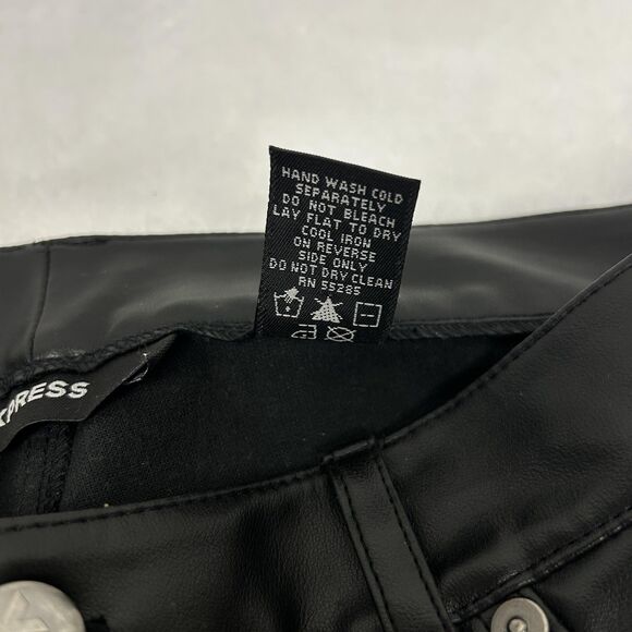 Express Pants Womens 7/8 Black Faux Vegan Leather Straight Leg Y2K Style - Picture 7 of 11